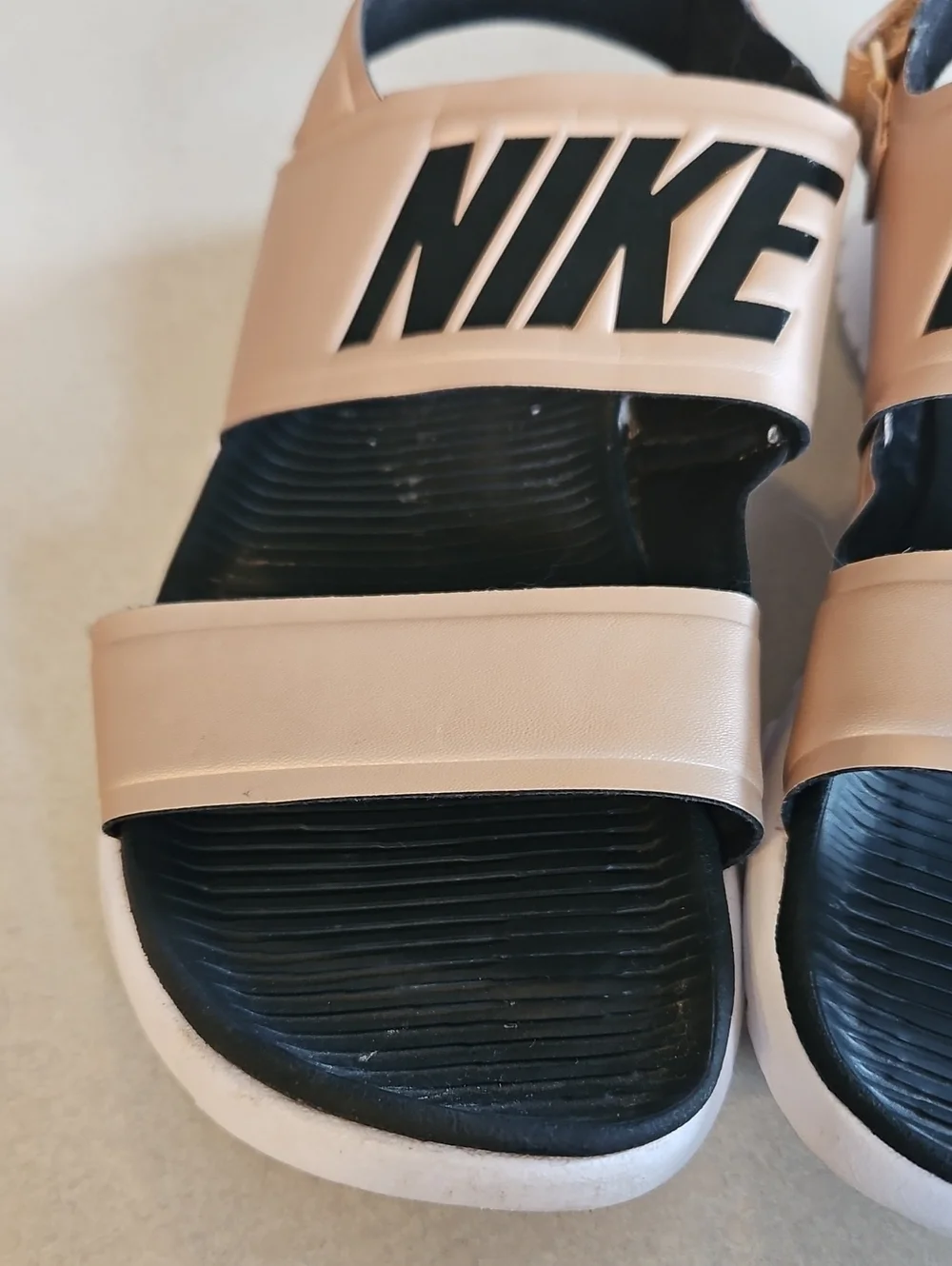 Nike Women's Tanjun Sandals